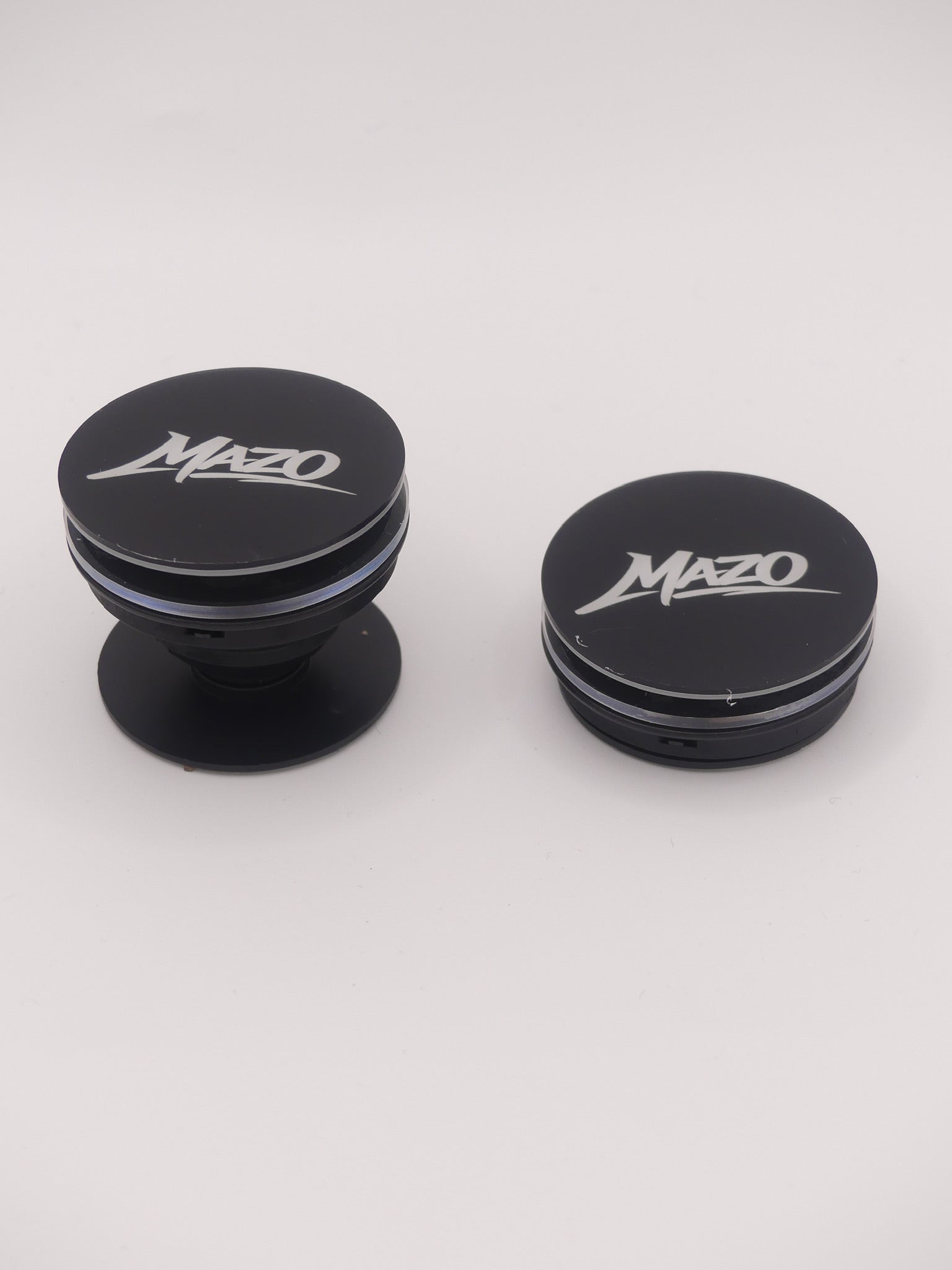 Mazo Mods Spinning Pop Socket, view 1