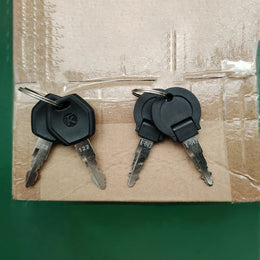Macfox Battery and Steering Lock Key