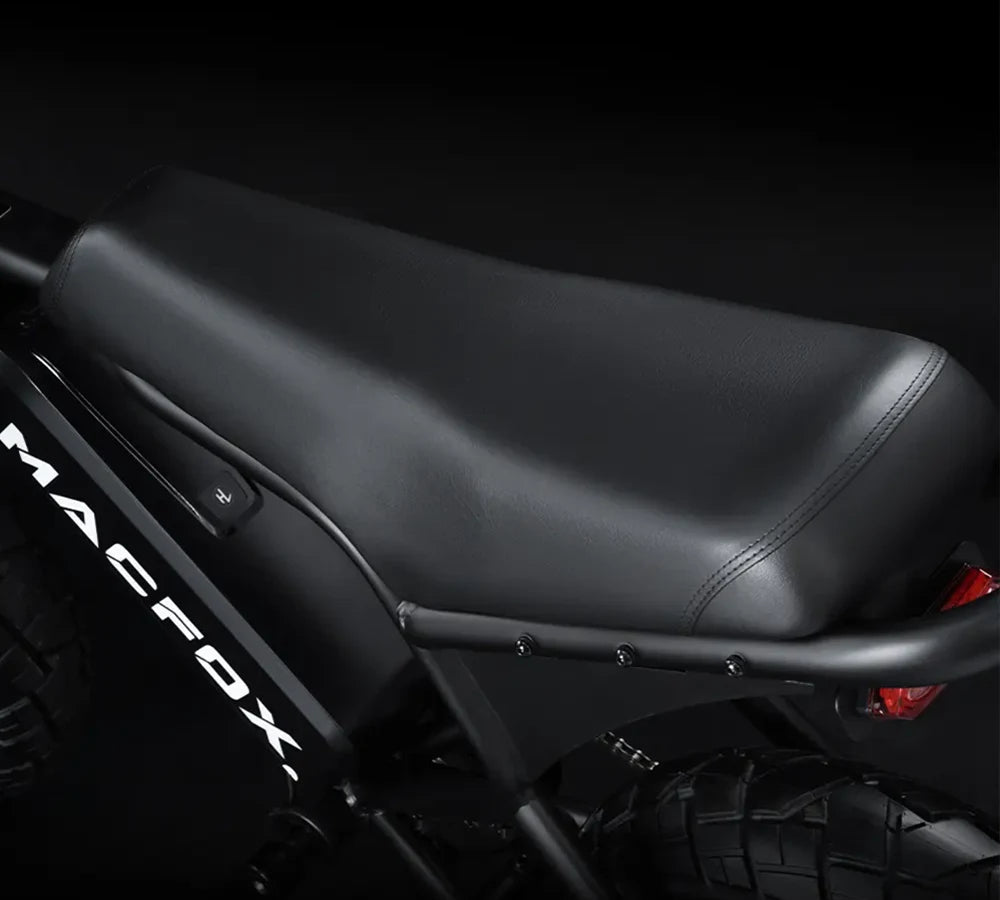 Extended padded saddle