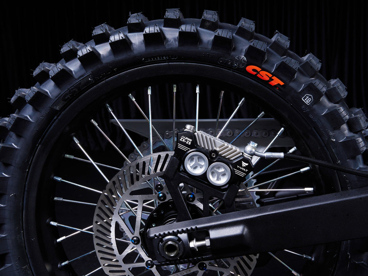 Y-VOLT Surge V CST knobby rear tire