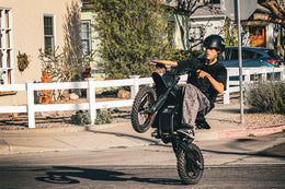 Riding'times GT54 Pro rolling on the street