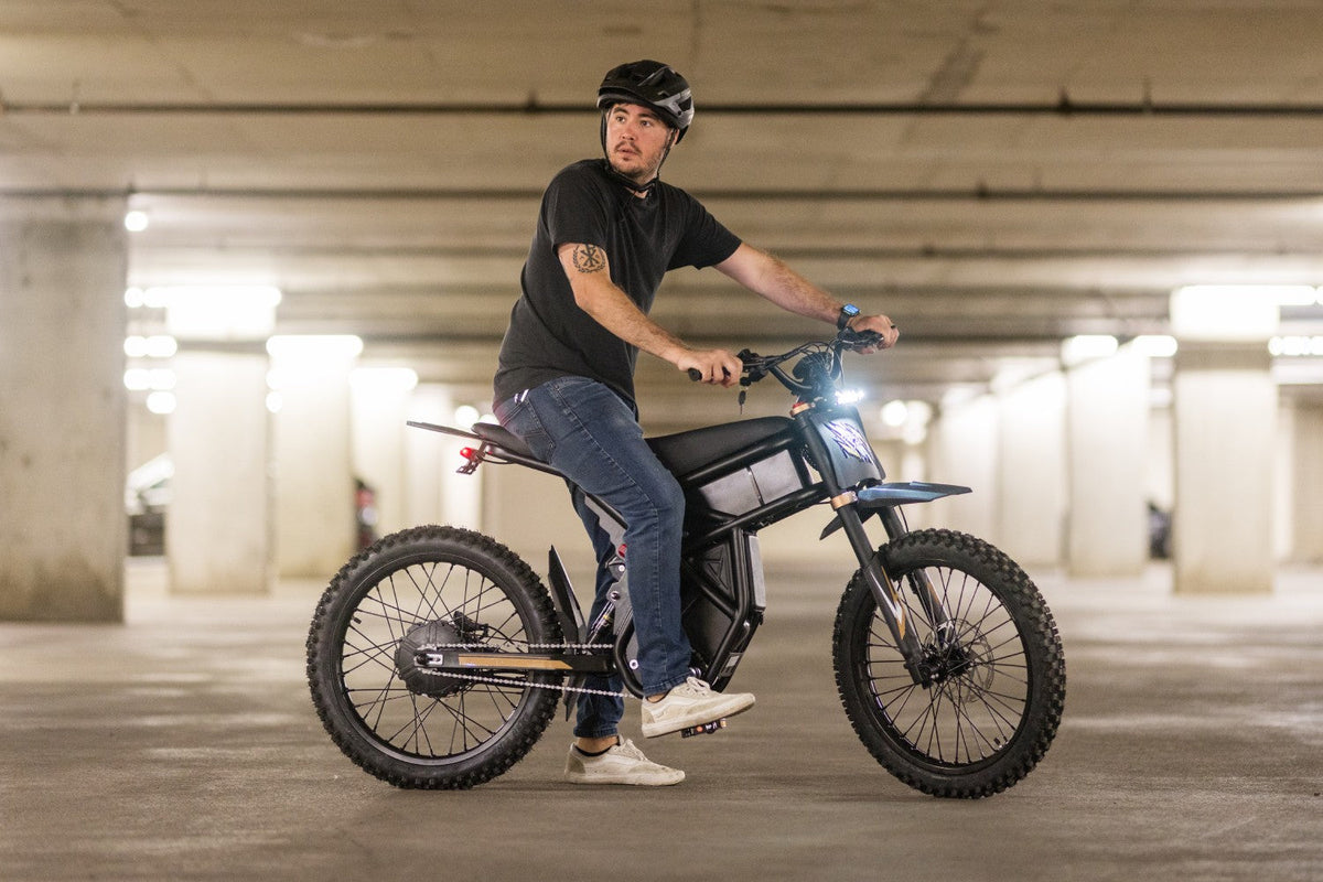 Riding'times GT73 Pro parked at dusk with LED lighting on
