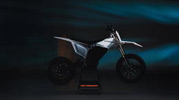 78 Forged Phase I in Summit white on the stand