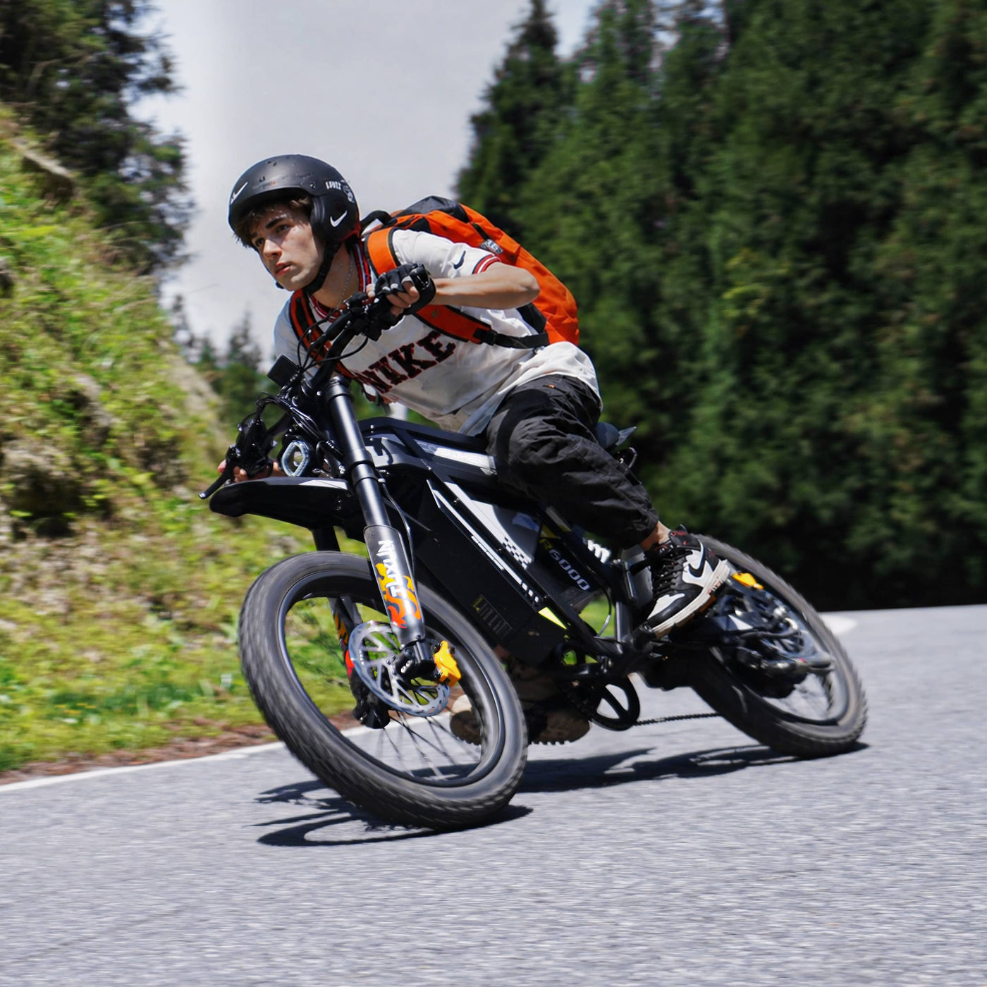 Coswheel R6000 ridden on pavement