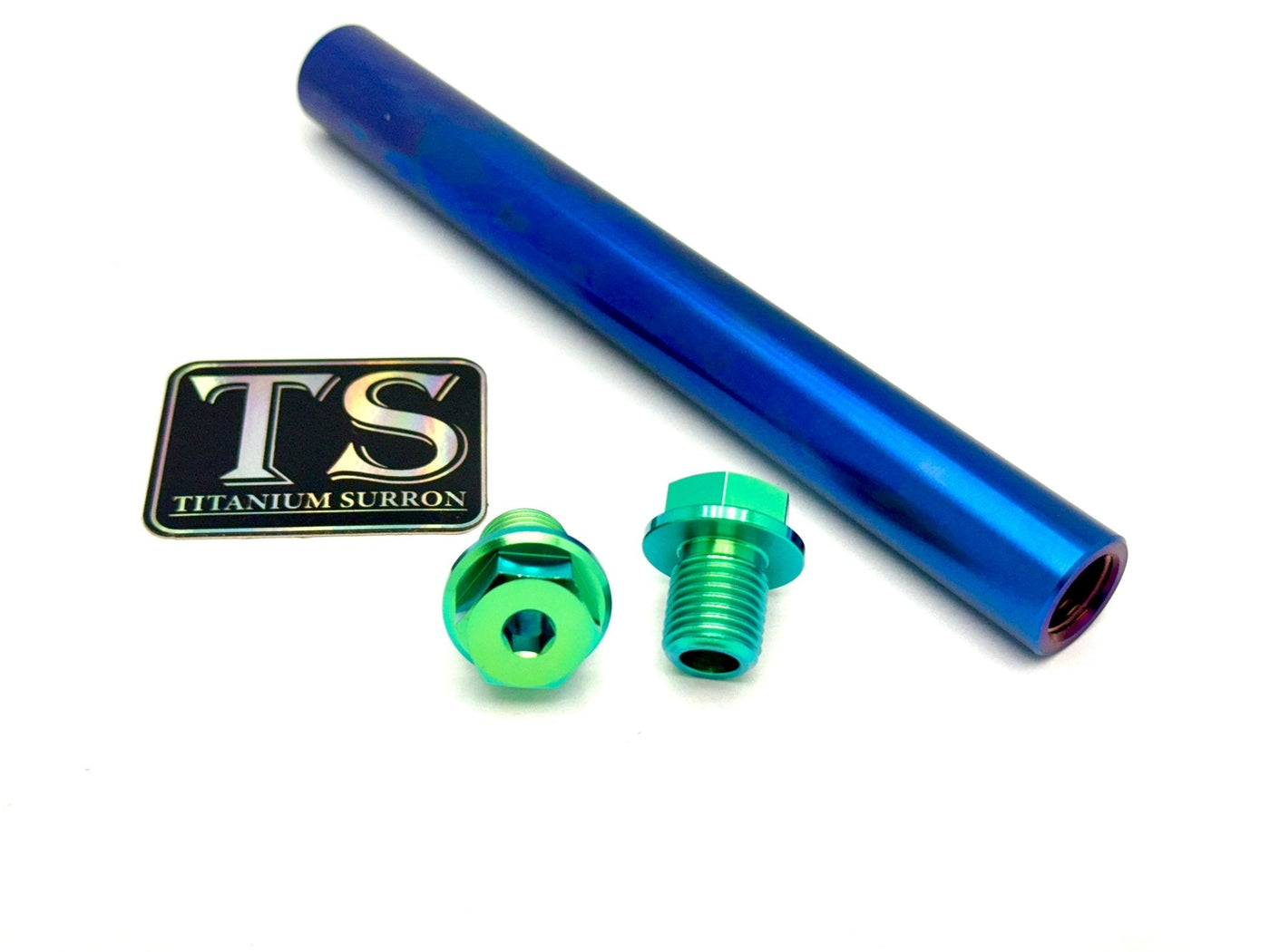 FastAce Fork Titanium Axle and Two Axle Bolts (3 Pieces) · Titanium Surron, green